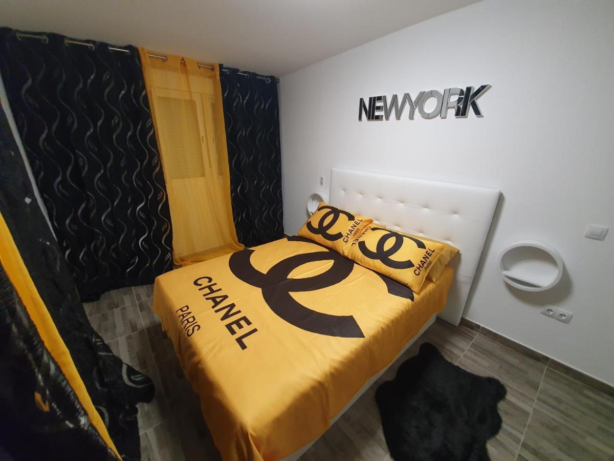 Apartamentos New York Vecindario  Kültér fotó